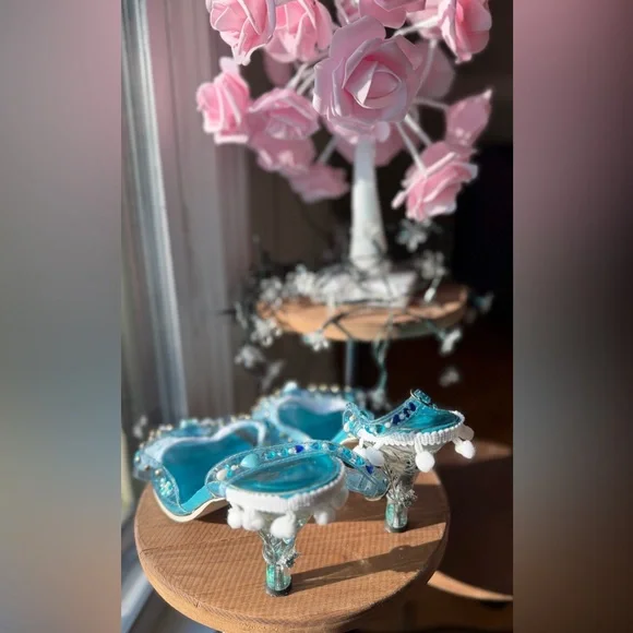 Custom, One~of~a~Kind, Handmade Princess Themed Slingback Sandal, Size 9/40 - Picture 13 of 17